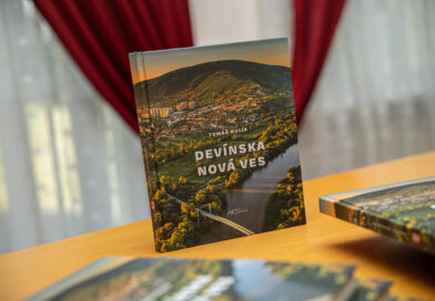 Nová fotografická publikácia o Devínskej Novej Vsi